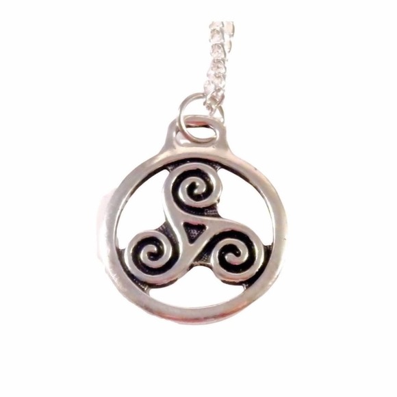 Triple Spiral or Celtic Triskele Necklace 1561 - Picture 1 of 1